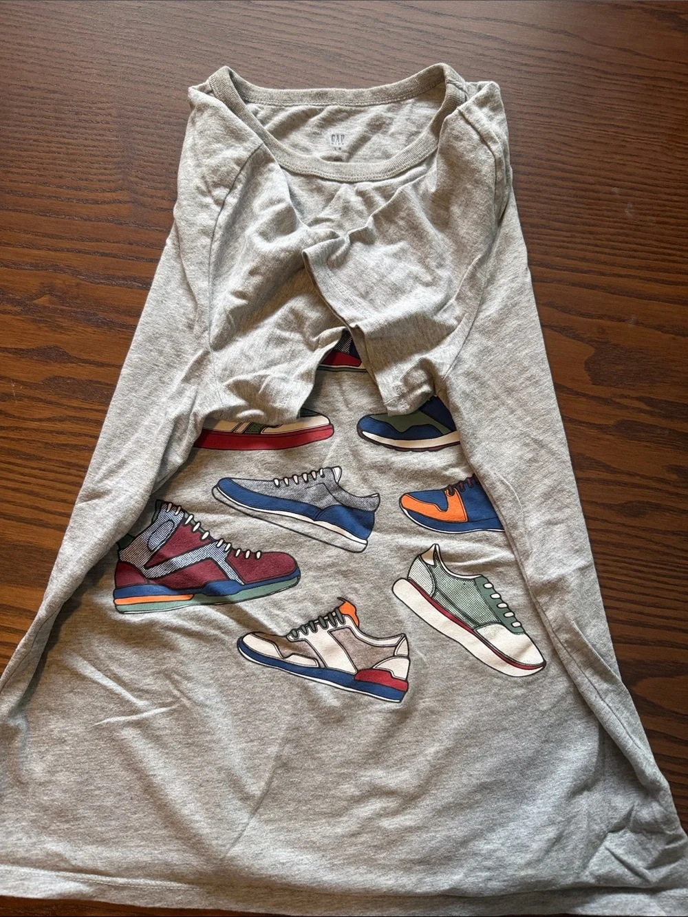 GAP Men's Gray Tee with Multicolor Sneaker Graphic